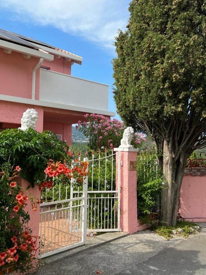 Villa Rosa Giustenice 외부 사진